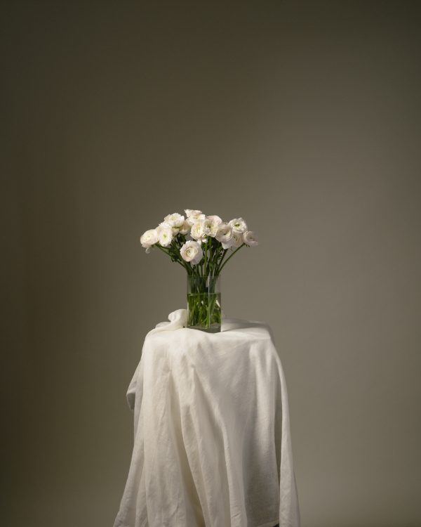Bottes de fleurs de saison : Mémoire de pivoines – Image 2